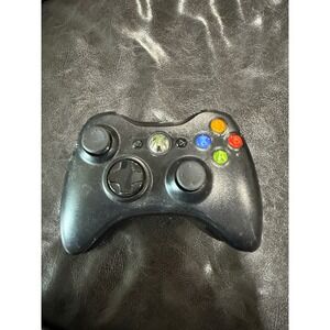 Black Wireless Gaming Controller for Xbox 360 Console